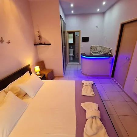 Loukia's And Appartement