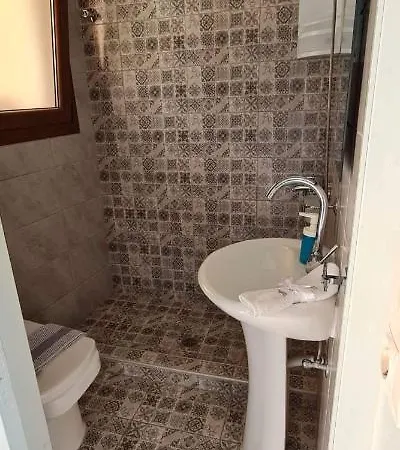 Apartman Loukia's And *