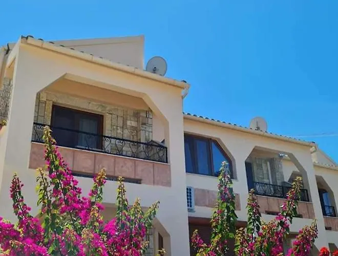 Loukia's And شقة Paramonas (Corfu)