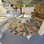 Apartament Loukia's And *