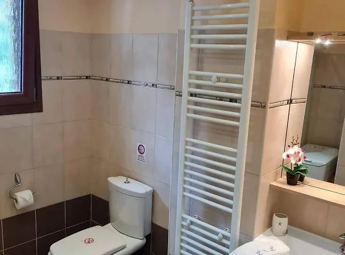 Loukia's And Apartament