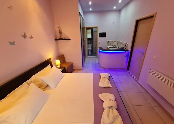 Loukia's And Apartament