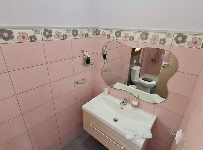 Apartament Loukia's And Paramonas (Corfu)