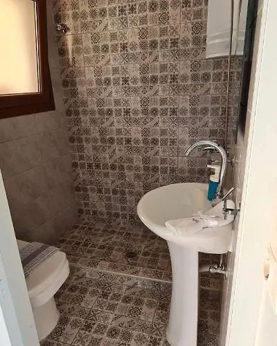Apartament Loukia's And *